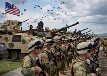 سيناتور أمريكي يستبعد انسحاب القوات الأمريكية من أفغانستان في مايو المقبل 1