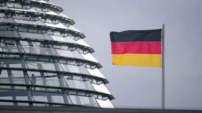 المانيا تمدد الحظر