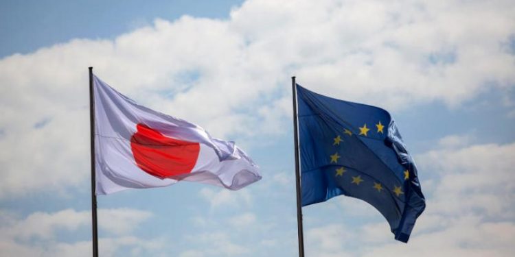 اليابان تعرب عن قلقها حيال قواعد تصدير الاتحاد الأوروبي للقاحات كورونا 1
