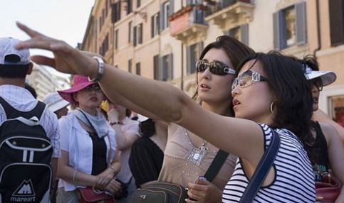 انخفاض عدد السياح الأجانب إلى اليابان