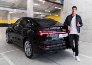 تسليم سيارات أودي الرسمية «2021»لفريق ريال مدريد (صور) 6