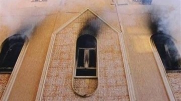 المشدد 15 عاما لـ 10متهمين في أحداث حرق كنيسة بكفر حكيم بكرداسة 1