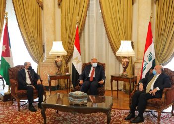 بالصور.. بدء اجتماع آلية التنسيق الثلاثى بين مصر والأردن والعراق على مستوى وزراء الخارجية 1