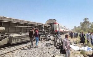 شاهد| 5 صور جسدت الآلام بـ حادث قطاري سوهاج 2