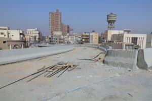 خلال جولته الميدانية... محافظ سوهاج يتفقد أعمال إنشاء كوبري الثقافة وتطوير شارع التحرير 5
