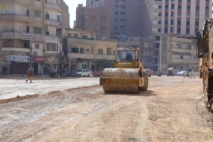 خلال جولته الميدانية... محافظ سوهاج يتفقد أعمال إنشاء كوبري الثقافة وتطوير شارع التحرير 1