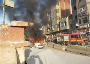 السيطرة على حريق  بسيارة أجرة بنفق صلاح سالم دون إصابات 1