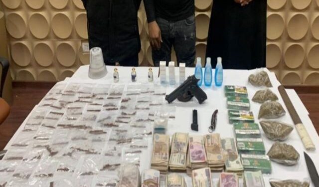 سيف ودرع المصريين .. الشرطة تلقى القبض على أخطر عصابة لتصنيع وبيع المخدرات فى مدينة بدر ( صور ) 1