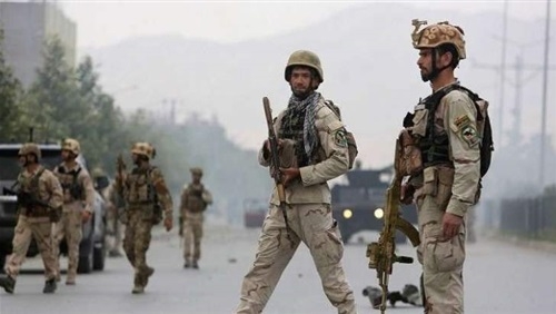 اصابة شرطية افغانية