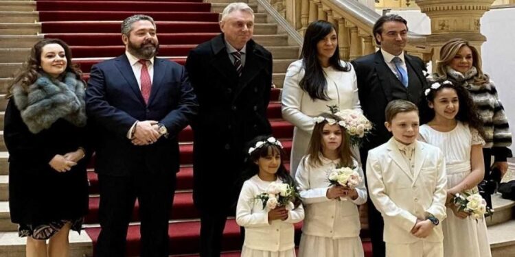 جزائرية تتزوج من حفيد نابليون بونابرت