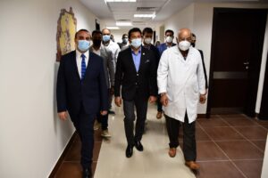 أشرف صبحي يدعم مستشفى «شفاء الأورمان» بالأقصر بزيارة ثالثة (صور) 3
