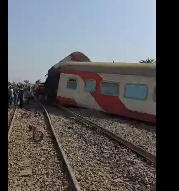آخر أخبار حادث قطار طوخ اليوم (صور وفيديو) 1
