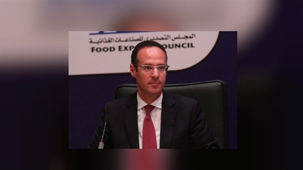 أشرف الجزايرلى رئيس غرفة الصناعات الغذائية باتحاد الصناعات الغذائية