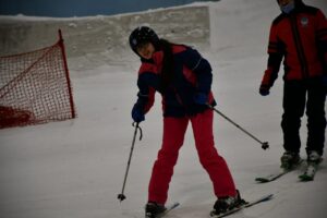 نورهان عثمان بطلة مصر في التزلج