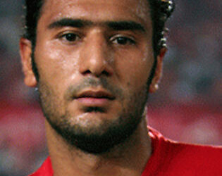 محمد شوقي - لاعب النادي الأهلي السابق