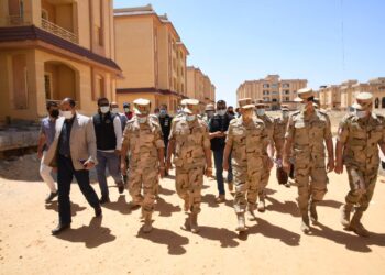 رئيس أركان حرب القوات المسلحة يتفقد الحالة الأمنية بشمال سيناء 7