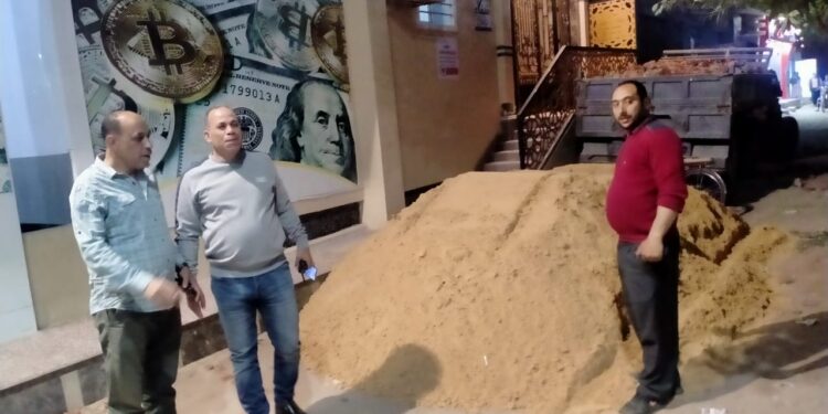 بالصور .. إزالة حالة تعدي على الأراضي الزراعية بكفر الشيخ والتصدي لبناءات مخالفة بدسوق ليلا 1