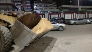 بالصور .. إزالة حالة تعدي على الأراضي الزراعية بكفر الشيخ والتصدي لبناءات مخالفة بدسوق ليلا 2