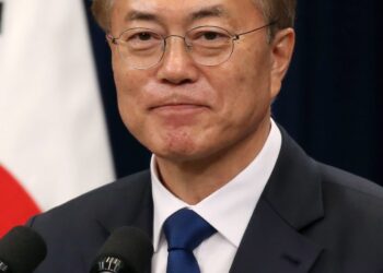 استطلاع رأي: نسبة تأييد الرئيس الكوري الجنوبي تسجل أقل من 30% للمرة الأولى منذ تنصيبه 1
