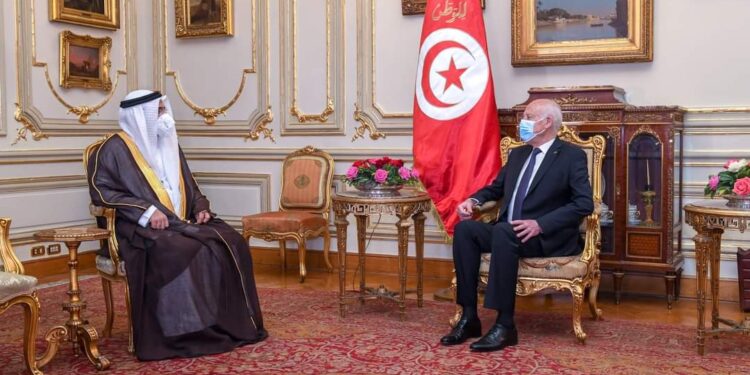 الرئيس التونسي يلتقى رئيس البرلمان العربي