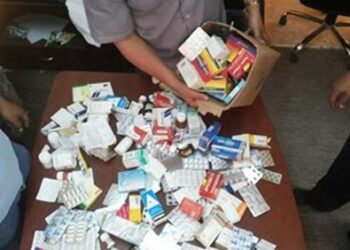 ضبط صيدلي لإتجارة في الأدوية المهربة بمدينة نصر 1