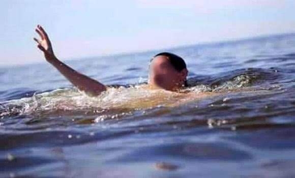هربا من حرارة الجو.. مصرع طفل غرقا بمياه النيل فى المنوفية 1