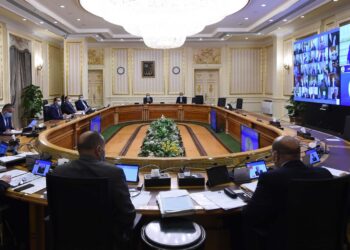 عاجل| بدء اجتماع اللجنة العليا لإدارة أزمة كورونا برئاسة مدبولي 5