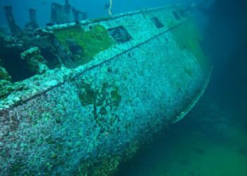اكتشاف حطام مدمرة حربية بعد غرقها منذ 80 عام 1