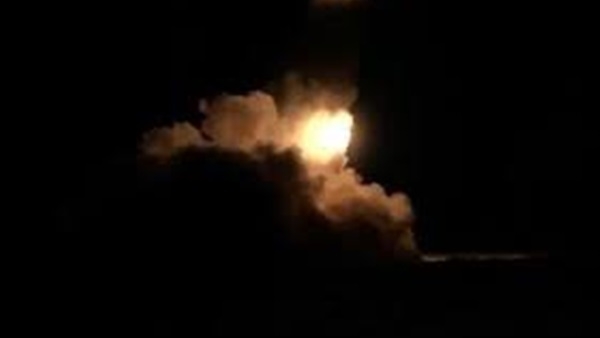 قصف صاروخي يستهدف قاعدة عسكرية بالعراق 1
