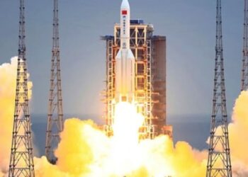 معهد البحوث الفلكية :الصاروخ الصيني يدخل المجال الجوي للأرض 9 مايو 1