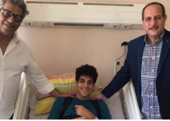 نائب رئيس نادي الزمالك يزور «لاعب السلة» في المستشفى بعد تعرضه لحادث سير 2