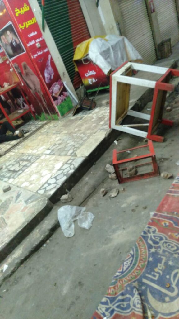 فيديو صادم.. بلطجية يحطمون محل جزارة ويصيبون أحد العمال إثر خلاف في دمنهور 2