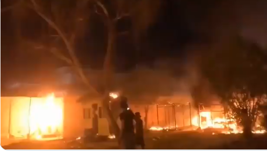 حرق قنصلية إيران.. شاهد غضب العراقيين ينفجر ضد طهران (فيديو) 1