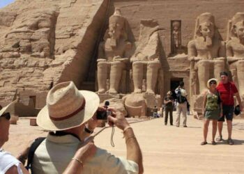 خبير اقتصادي لـ أوان مصر: السياحة في طريقها للتعافي مجدداً 1