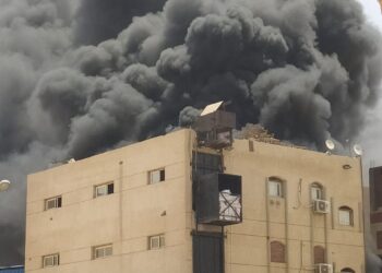 نشوب حريق في مصنع فوم بالعاشر من رمضان 1