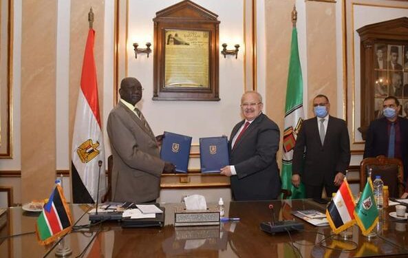 مذكرة تفاهم بين جامعة القاهرة وجنوب السودان
