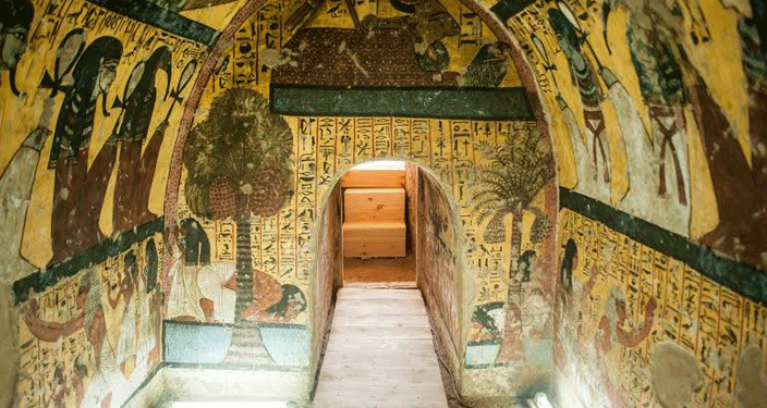 مقابر فرعونية