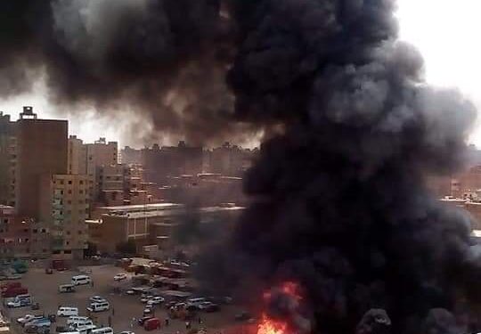 محافظ الجيزة يوجه بتشكيل لجنة لحصر تلفيات حريق مخزن إشغالات حي الهرم 1
