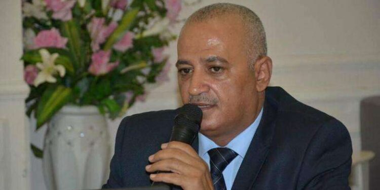 وزير المياه اليمني يجدد تحذير الحكومة من خطورة ناقلة النفط صافر جرّاء تعنت الحوثيين 1