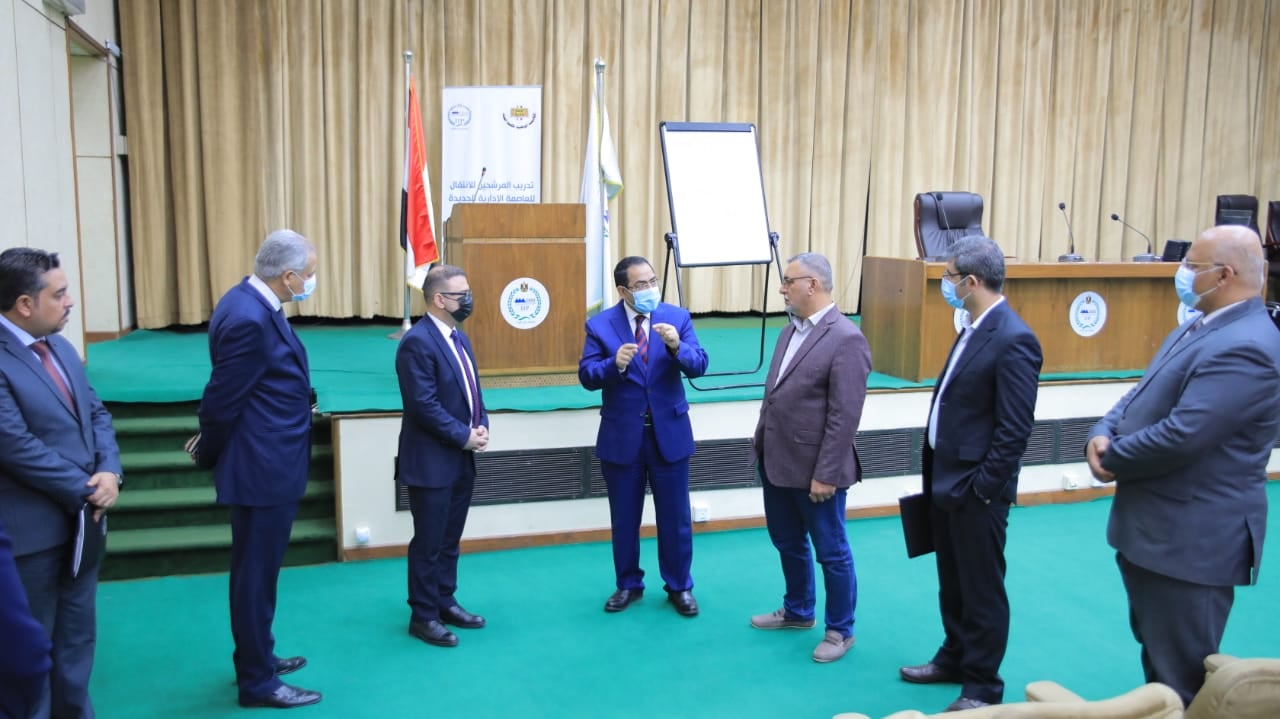 التنظيم والإدارة: مسئولون عراقيون يشيدون بخطة الإصلاح الإداري 3