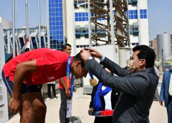 وزير الرياضة يكرم الفائزين لمنافسات تارجت سبرنت ضمن البطولة العربية للرماية 11