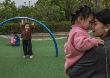 بالفيديو.. الصين تسمح بإنجاب 3 أطفال.. هل فشلت سياسة الطفل الواحد؟ 1