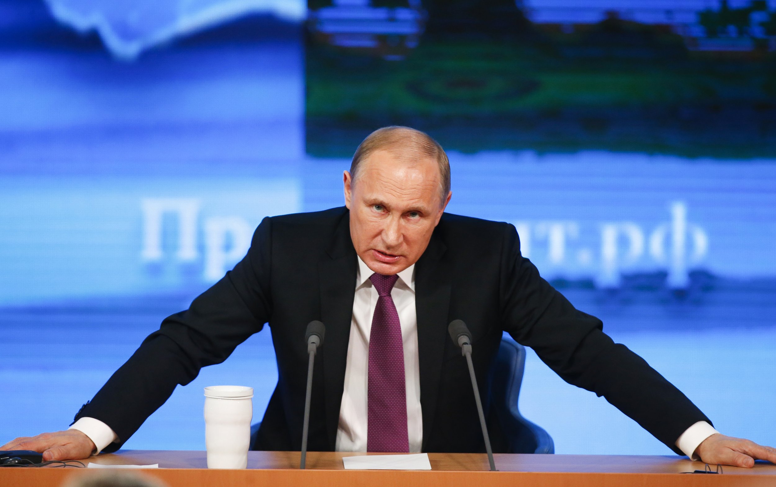 الرئيس الروسي: الحرب ضد فيروس كورونا متواصلة دون توقف 2