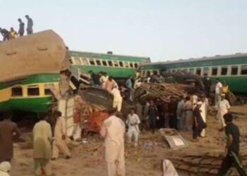 تصادم قطارات باكستان