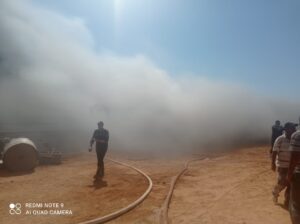 بالصور .. حريق هائل بمصنع كيماويات بالبحيرة 6