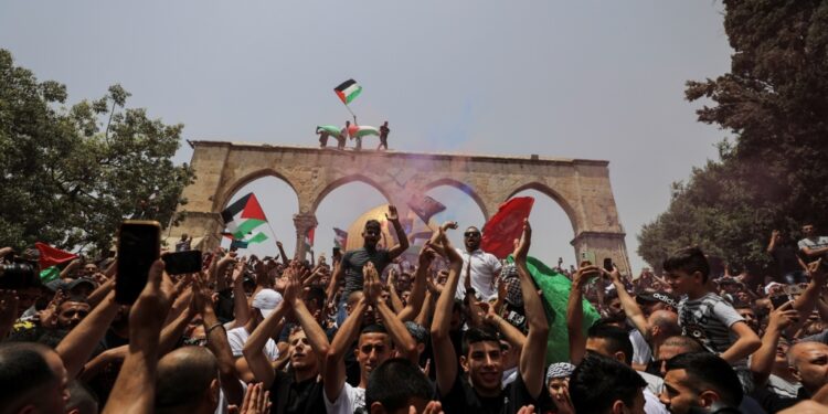 مسيرة الأعلام الفلسطينية
