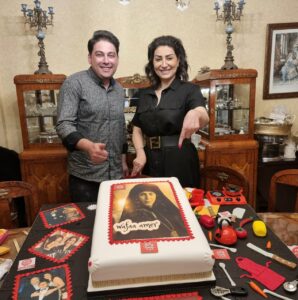 وفاء عامر تحتفل بعيد ميلادها بقالب تورتة ضخم (صور) 2
