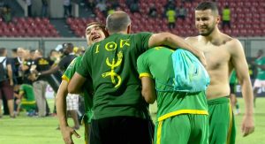 الرجاء المغربي بطلًا للكونفدرالية بعد الفوز على شبيبة القبائل 2-1 1