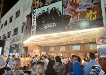 بدون إجراءات احترازية.. زحام شديد على السينمات بالقاهرة "صور" 1