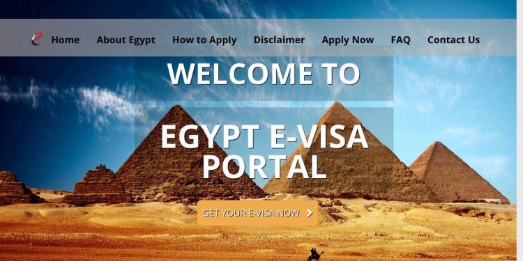 مصر تسمح لـ 74 جنسية الحصول على التأشيرة السياحية إلكترونياً 1